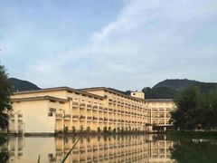 -乳源丽宫国际温泉酒店