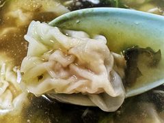 -小许三鲜砂锅馄饨店(家多乐烟酒店)