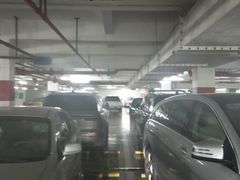 -新虹桥企业天地-地下停车场