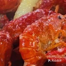 小板凳地摊烧烤