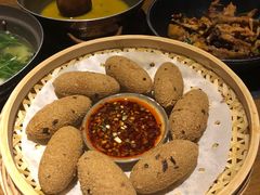 -吃饭皇帝大土家民族菜(正大广场店)