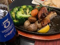 -WOLFGANG PUCK KITCHEN & BAR(迪士尼小镇店)