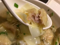 鲜肉小馄饨-东泰祥生煎馆(陕西南路店)