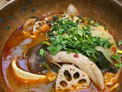 -成都你六姐·牛肉冒菜(上海环宇荟店)