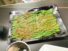-许哥东北烧烤·铁丳烤串·宫后夹肉(繁花中心店)