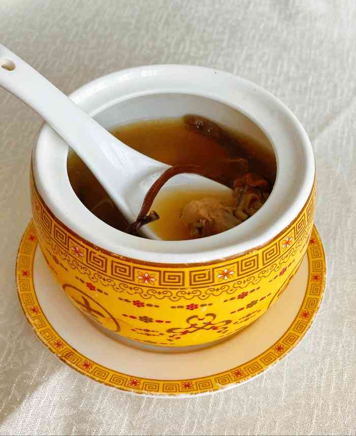 江西大厦合味原餐厅"菜偏咸 量大 味道还可以,服务环境不错.