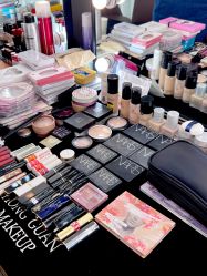 -红馆妆造(中央大街店)