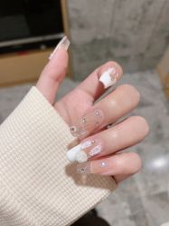 -UGIRL有个美甲