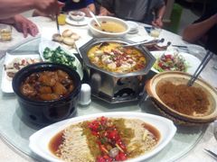 -鑫皇朝酒店(建设一路店)