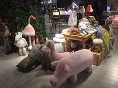 -LOL原创生活概念店(K11购物艺术中心店)