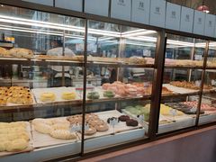 面包甜点陈列柜-奈雪的茶(时代天街店)