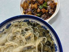 招牌黄鱼面-明呈黄鱼面馆(斜土路店)