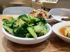 -万宝财富商业广场