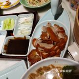 最后我们还加了半份饼，老北京爆肚偏咸