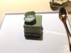 -余欢领鲜火锅(新街口店)