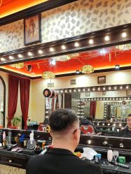 -东方先生国潮男士理发馆