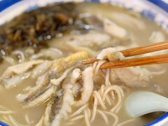 -明呈黄鱼面馆(斜土路店)