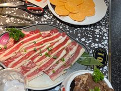 -黑牛の場烤肉(摩天活力城店)