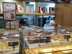面包甜点陈列柜-酥侯糕点(广东路店)