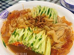 -六顺园清真回族饭店(工程街店)