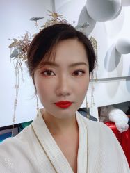 -艾米丽婚纱礼服