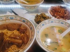 -金杨拉面王小吃面馆·牛三宝面·红烧牛肉粉