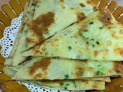 关东葱油饼-关东小磨东北菜(上海长风大悦城店)