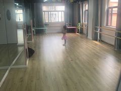 -雅米拉艺术中心(少儿舞蹈培训)