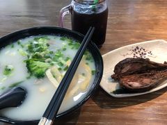 -鸭小妹鸭血粉丝(老门东店)