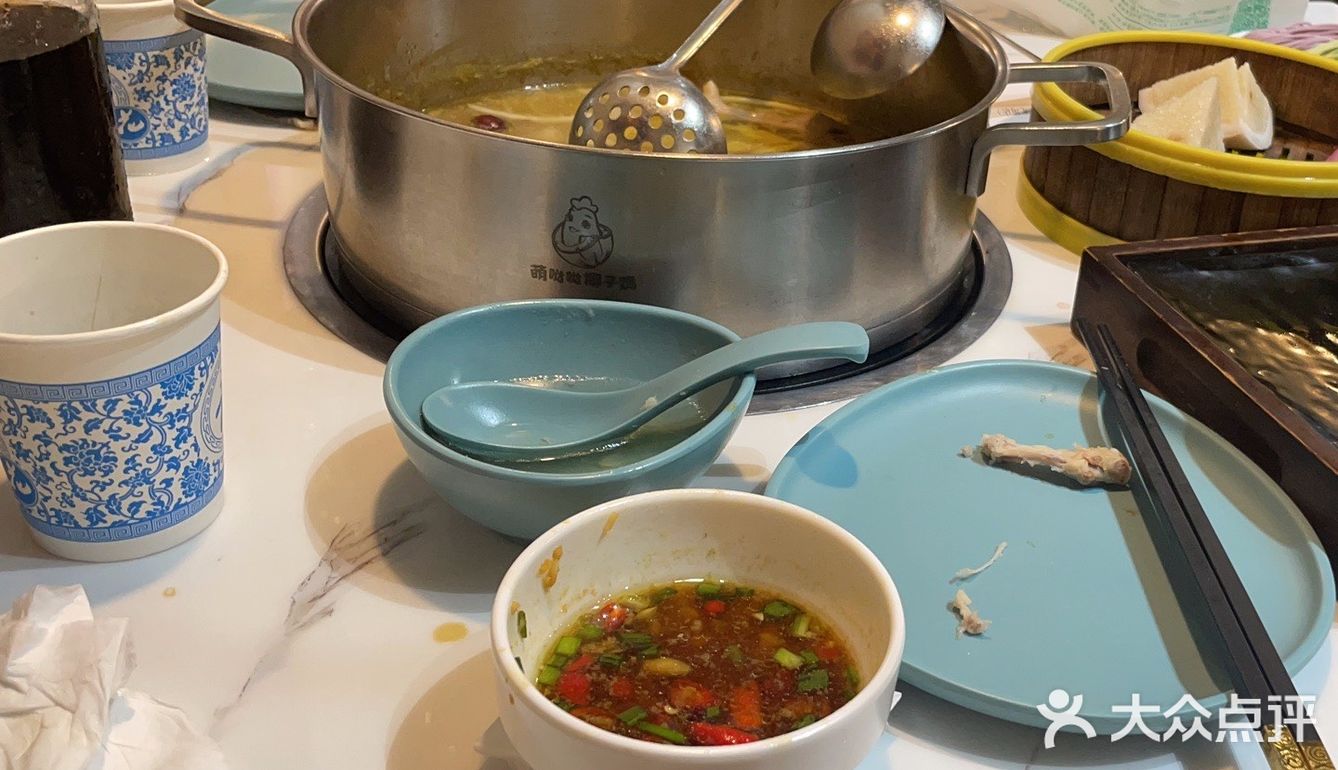 三亚亚龙湾这边来亚龙湾彼此的肯定吃椰子鸡