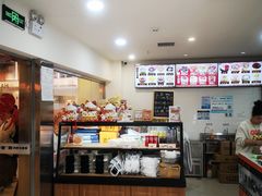 -卷们·现制生日蛋糕·蓝风车动物奶油(金源店)
