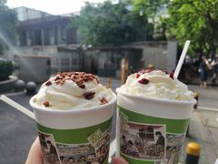 幽兰拿铁-茶颜悦色(花园道店)