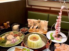 -得意咚瓜·顺德鱼生·冬瓜盅火锅