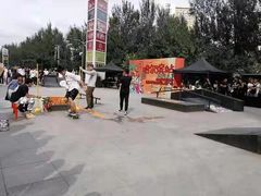 -凯德广场(学府店)