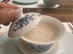 -荷风细雨·中国茶宴(世纪大道店)