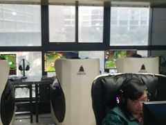 -绿树电竞(五路店)