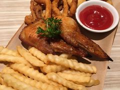 -必胜客(东大桥店)