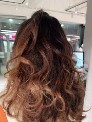-卓梵美发·精品Salon