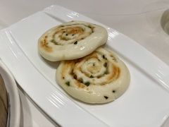 生煎金蒜葱油饼-凤凰楼酒家·粤宴点心(华强北店)