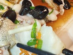 -宴小馆·小海鲜青岛菜(五四广场店)