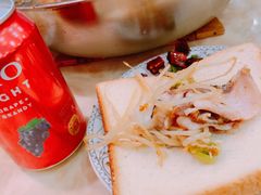 -文记小四川水煮鱼(虹桥路店)