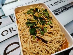凉面-美膳居川菜馆油焖大虾烧烤(卓刀泉店)