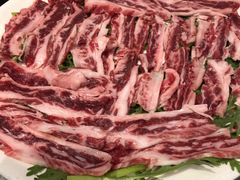 雪花牛肉-日进一片海.生腌海鲜火锅.宵夜烧烤(三里屯总店)