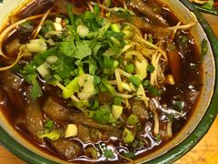 -拈签一笑黄牛肉辣卤串串