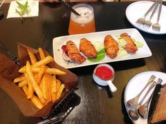 -Willing·Coffee&Brunch&Dinner(万达店)