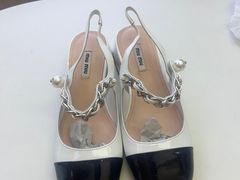 -爱革·奢品·鞋包·衣物·家居(博荟广场店)