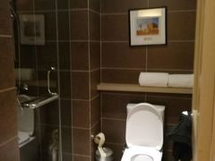 -西安大雁塔科技大学地铁站亚朵酒店