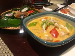 黄咖喱鸡肉-食肆&Fourteen(武林夜市店)