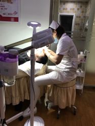 -苗方清颜专业祛痘养生