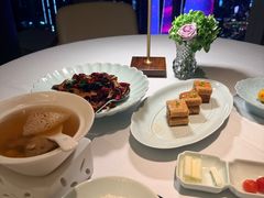 -运·中餐厅(成都华尔道夫酒店)